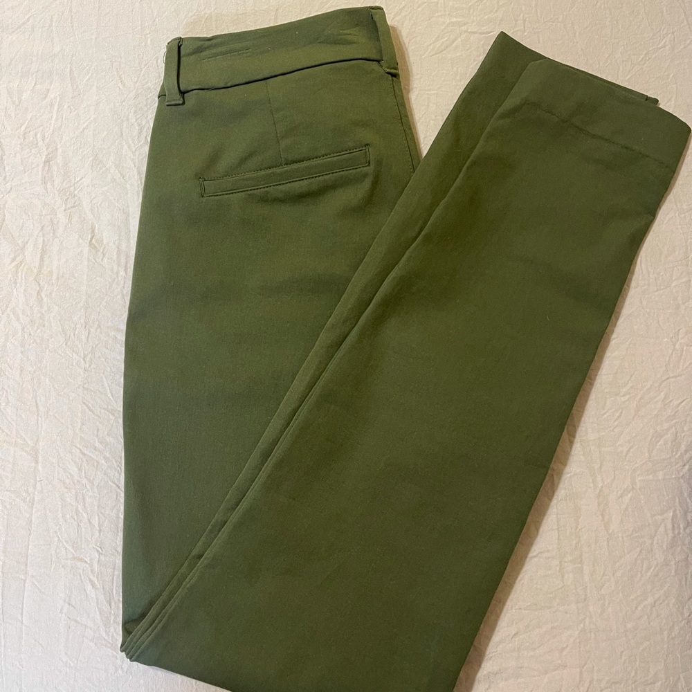 Old Navy Pixie Pant